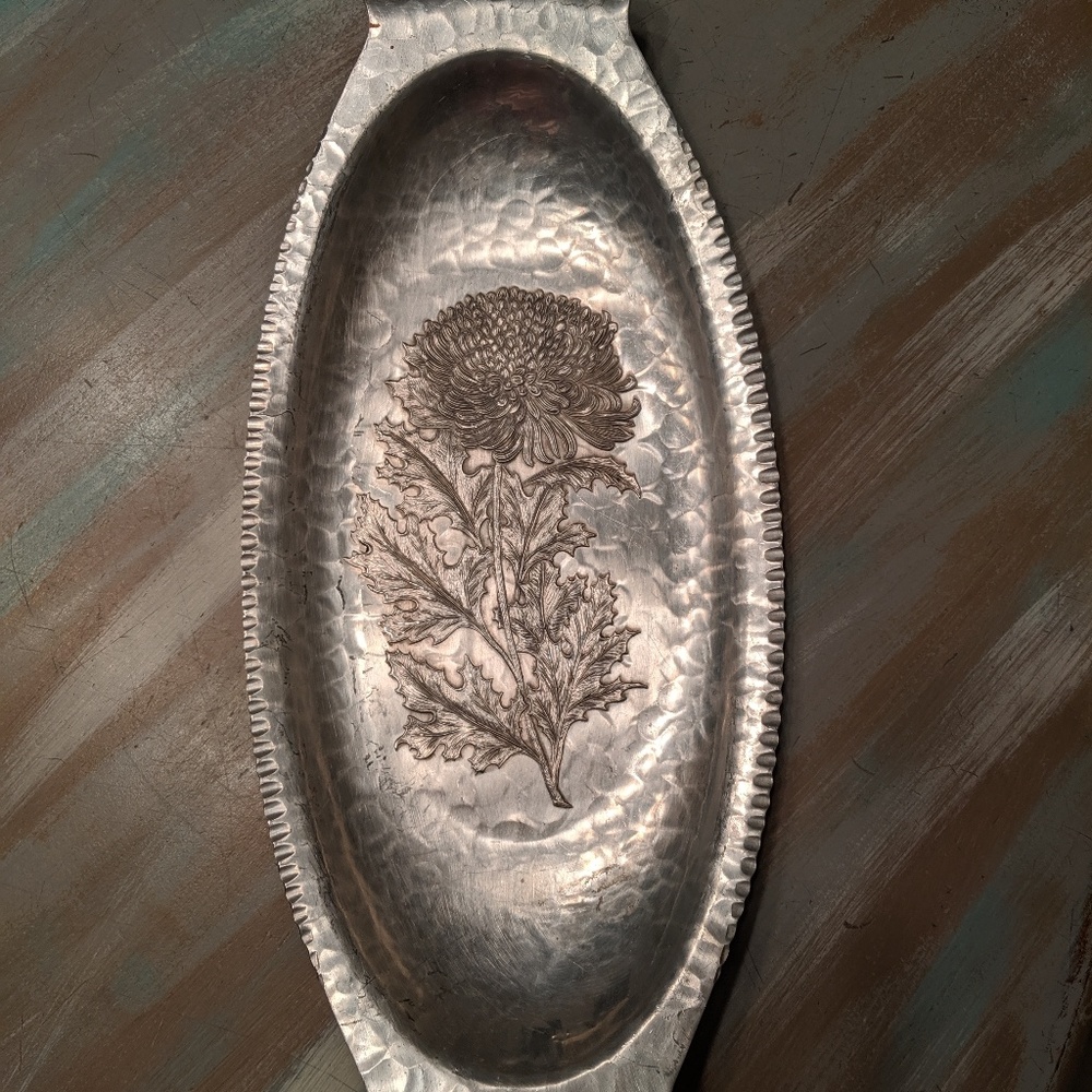 Continental hand wrought silverwork dishe